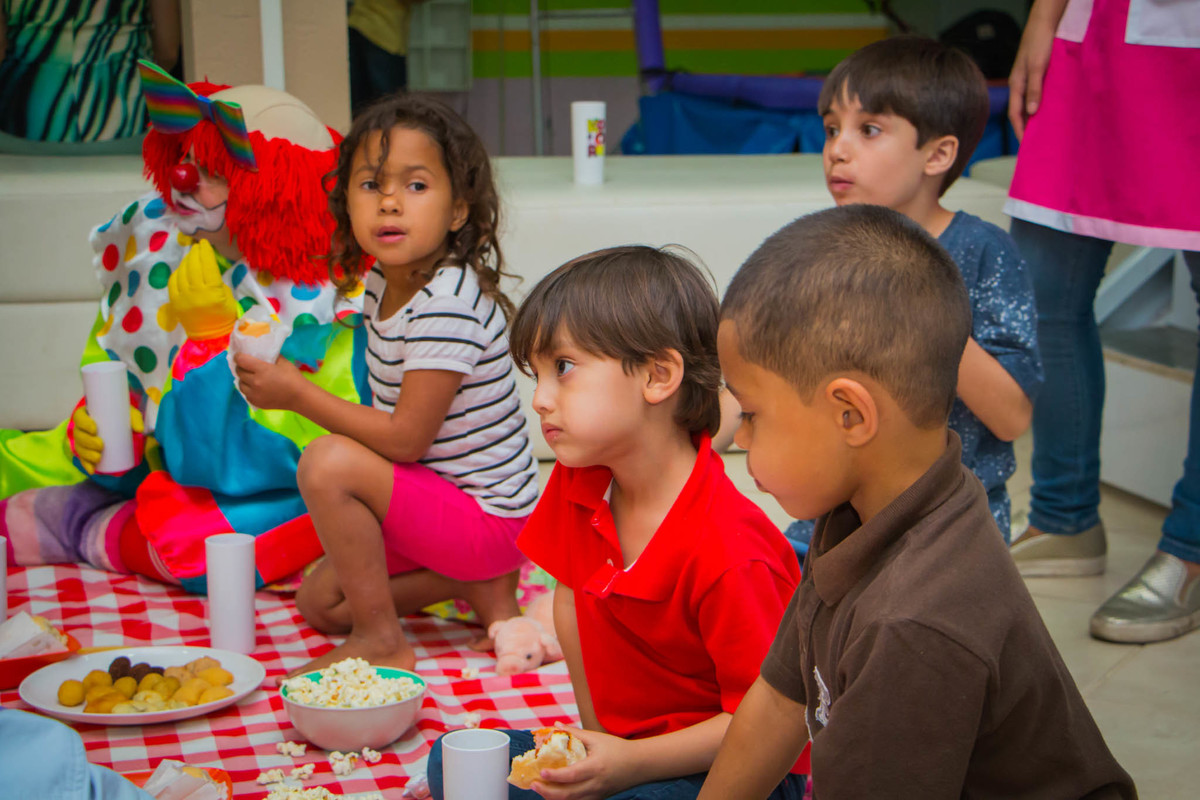 fotógrafo de aniversário infantil em bauru, fotógrafo em bauru, foto e vídeo bauru, fotógrafo de criança em bauru, buffet infantil em bauru, buffet kolorê bauru, festa de criança bauru, foto bauru, ensaio fotográfico de criança em bauru, bauru