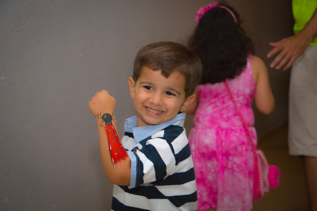 fotógrafo de aniversário infantil em bauru, fotógrafo em bauru, foto e vídeo bauru, fotógrafo de criança em bauru, buffet infantil em bauru, buffet kolorê bauru, festa de criança bauru, foto bauru, ensaio fotográfico de criança em bauru, bauru