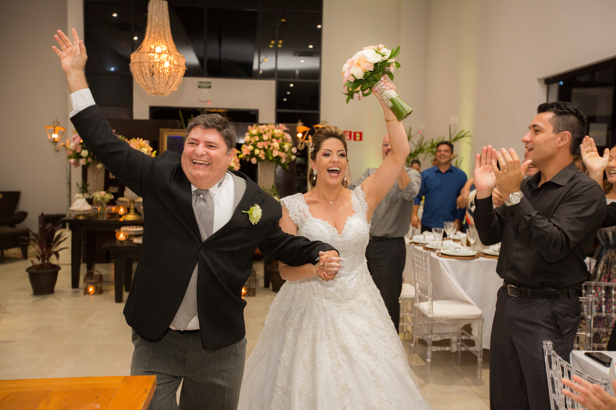 foto e video bauru, vestido de noiva bauru, baurusp, baurucity, wedding, jaú, noivas, noivas bauru, fotografia casamento, fotografia casamento bauru, noivas2020, noivas2021, cerimonialistabauru, pederneiras, botucatu, bariri, lençóis, são manuel, macatuba