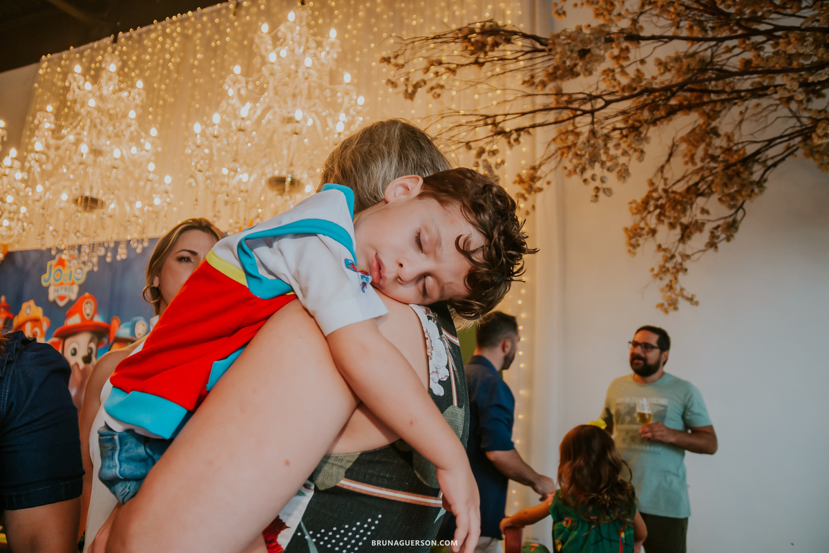 fotografia festa infantil casa de festas nautilus Rio de Janeiro ilha do governador 3 anos dinossauro