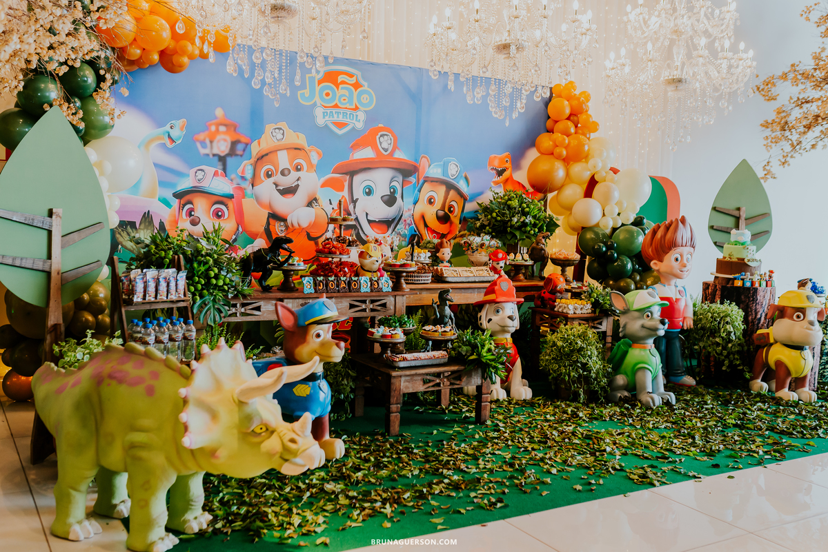 fotografia festa infantil casa de festas nautilus Rio de Janeiro ilha do governador 3 anos dinossauro