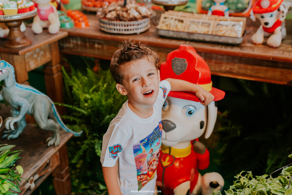 fotografia festa infantil casa de festas nautilus Rio de Janeiro ilha do governador 3 anos dinossauro