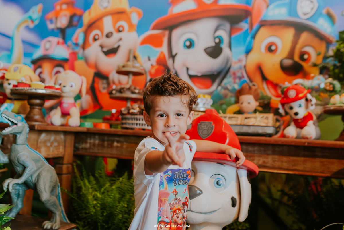 fotografia festa infantil casa de festas nautilus Rio de Janeiro ilha do governador 3 anos dinossauro