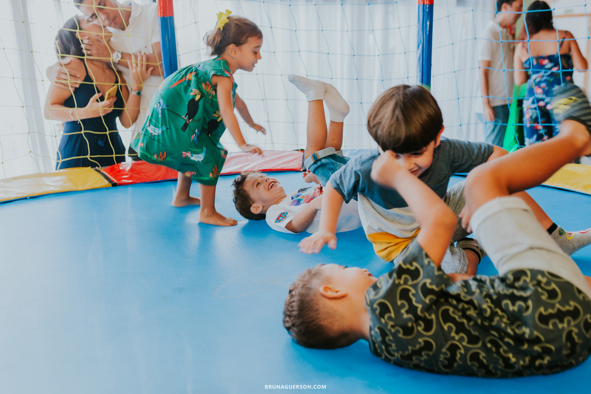 fotografia festa infantil casa de festas nautilus Rio de Janeiro ilha do governador 3 anos dinossauro