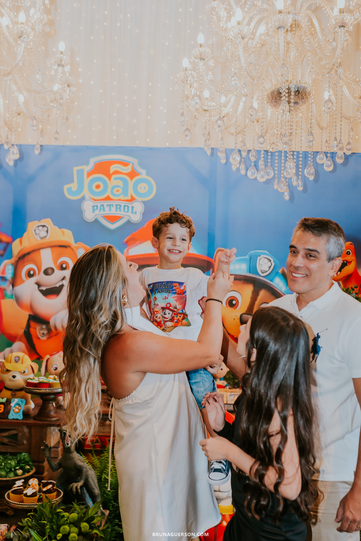 fotografia festa infantil casa de festas nautilus Rio de Janeiro ilha do governador 3 anos dinossauro