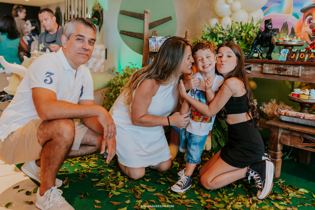 fotografia festa infantil casa de festas nautilus Rio de Janeiro ilha do governador 3 anos dinossauro