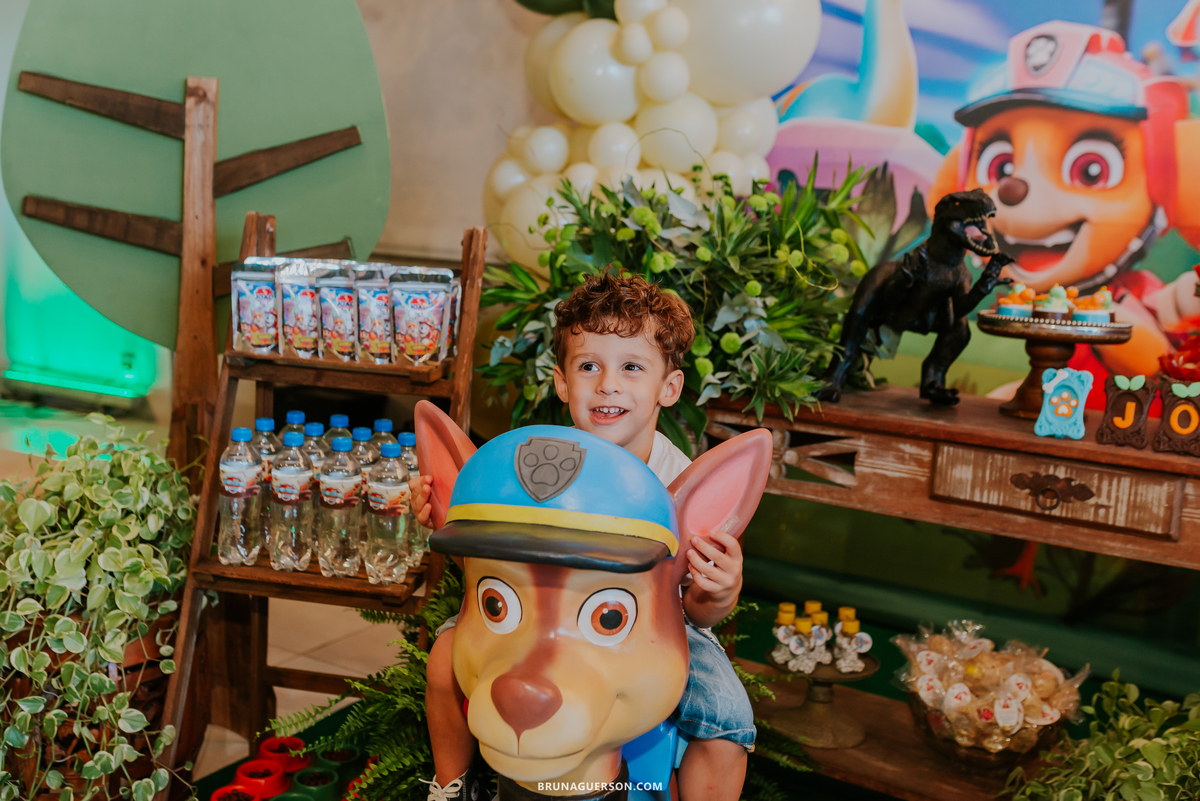 fotografia festa infantil casa de festas nautilus Rio de Janeiro ilha do governador 3 anos dinossauro