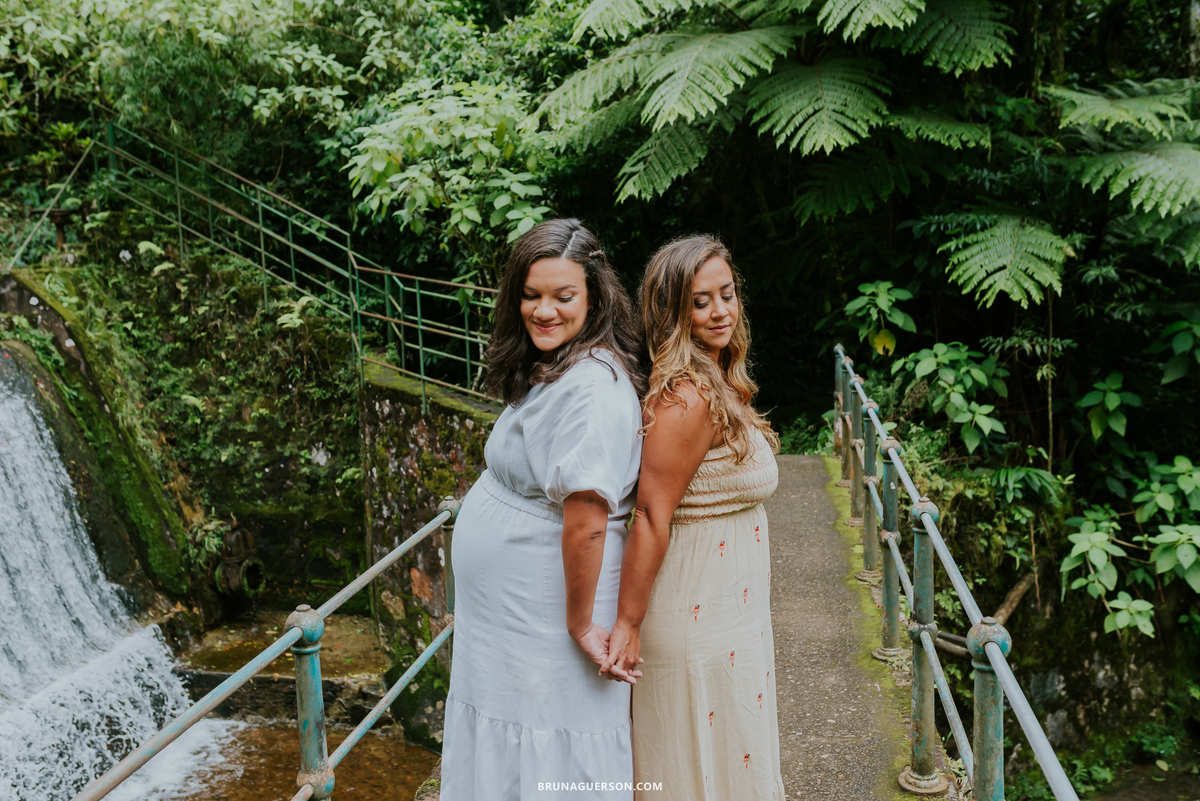 fotografia ensaio gestante externo Teresópolis Rio de Janeiro natureza mae de gêmeos duas maes 