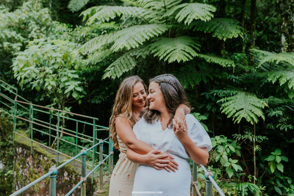 fotografia ensaio gestante externo Teresópolis Rio de Janeiro natureza mae de gêmeos duas maes 