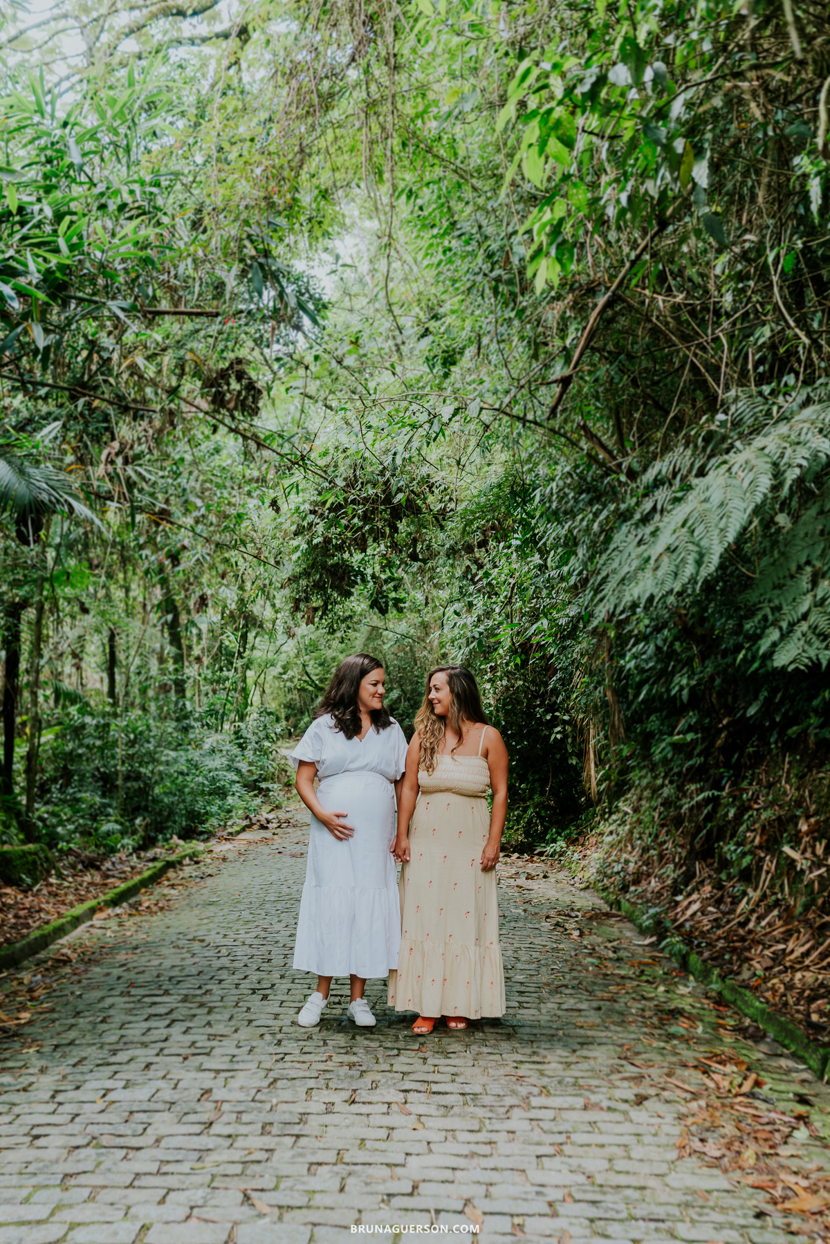 fotografia ensaio gestante externo Teresópolis Rio de Janeiro natureza mae de gêmeos duas maes 