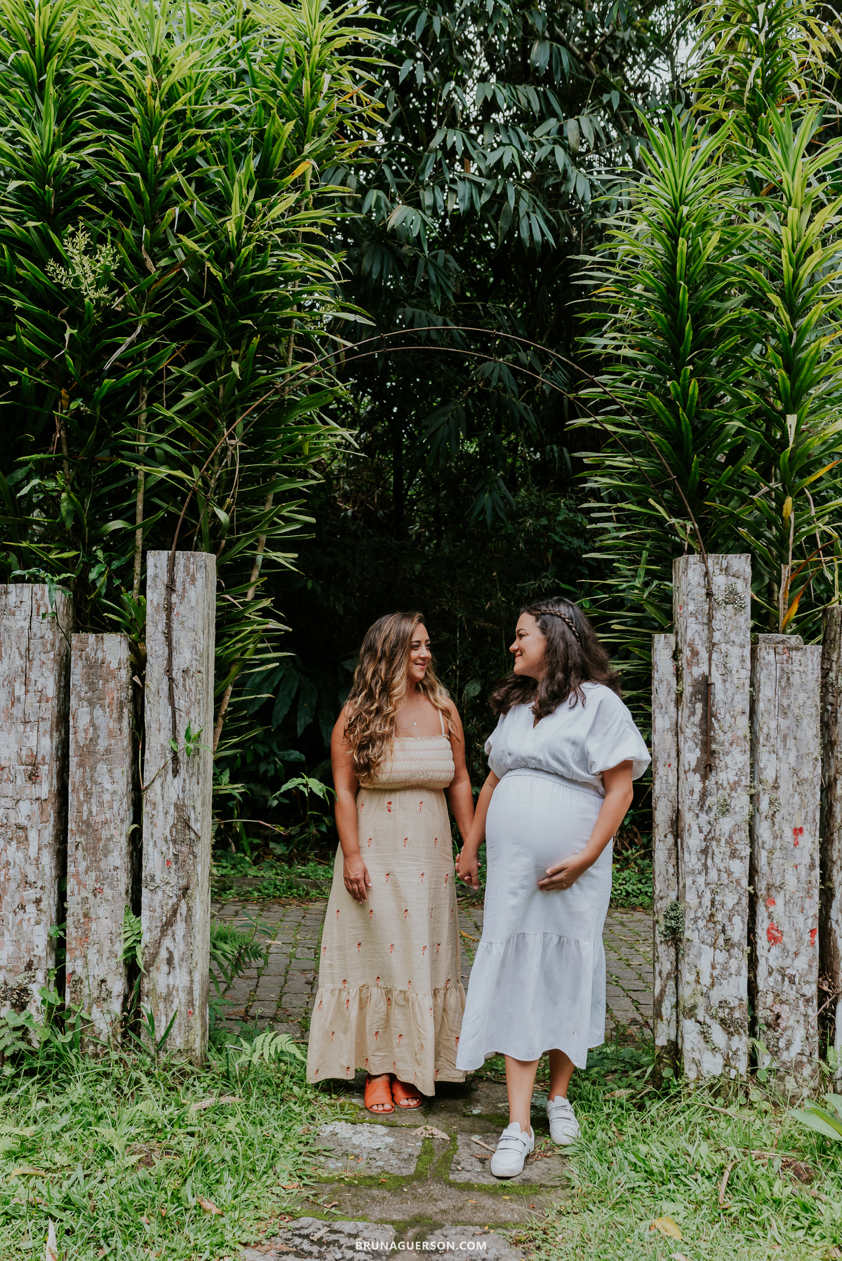 fotografia ensaio gestante externo Teresópolis Rio de Janeiro natureza mae de gêmeos duas maes 
