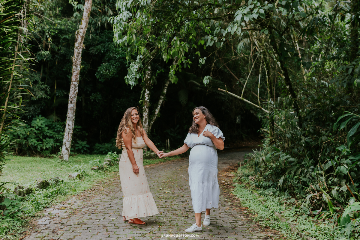 fotografia ensaio gestante externo Teresópolis Rio de Janeiro natureza mae de gêmeos duas maes 