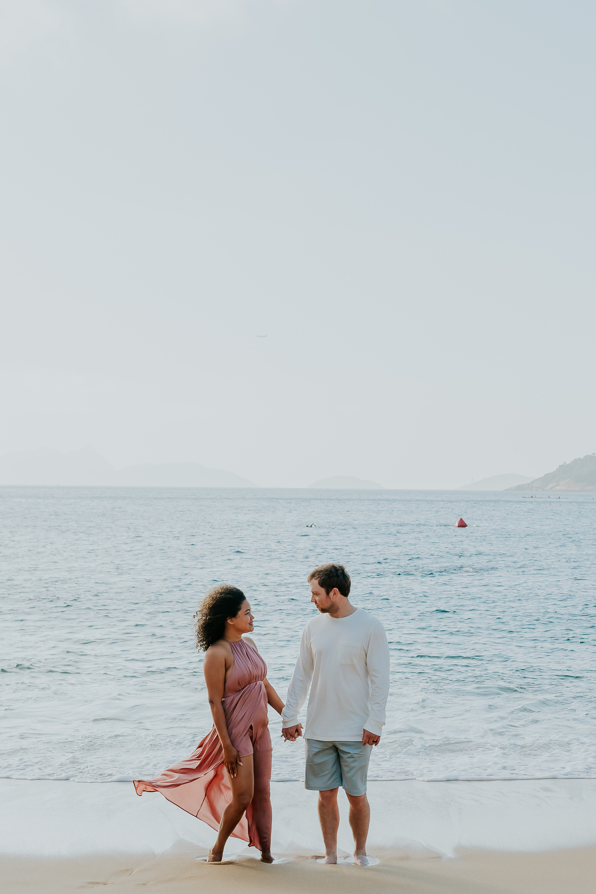 ensaio casal praia vermelha urca Rio de Janeiro praia externo casal gringo 