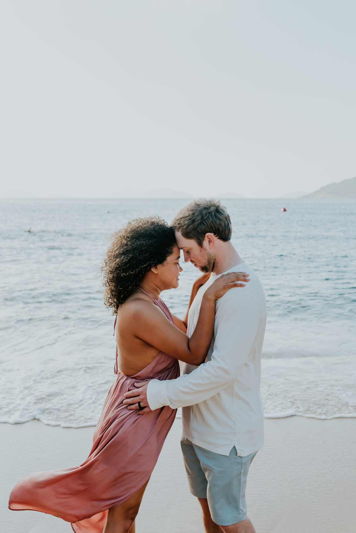 ensaio casal praia vermelha urca Rio de Janeiro praia externo casal gringo 