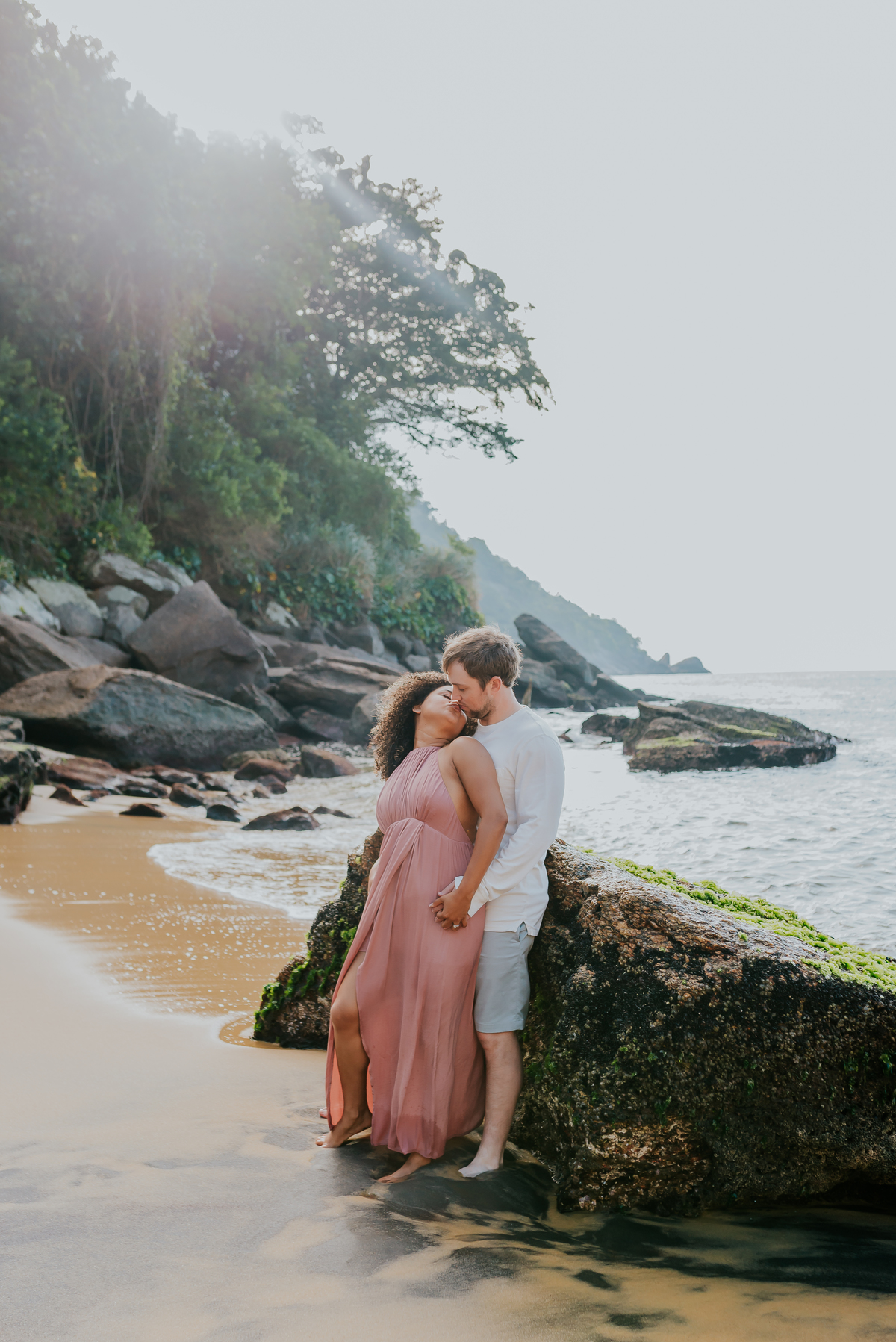 ensaio casal praia vermelha urca Rio de Janeiro praia externo casal gringo 