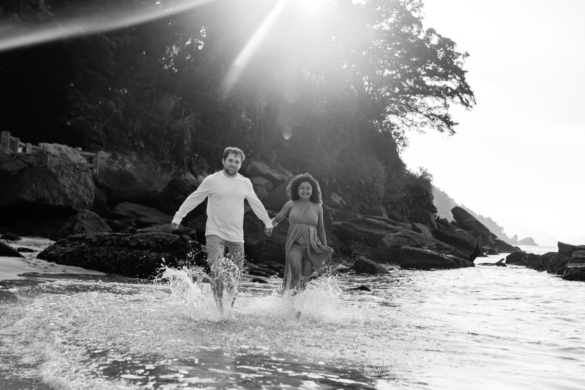 ensaio casal praia vermelha urca Rio de Janeiro praia externo casal gringo 
