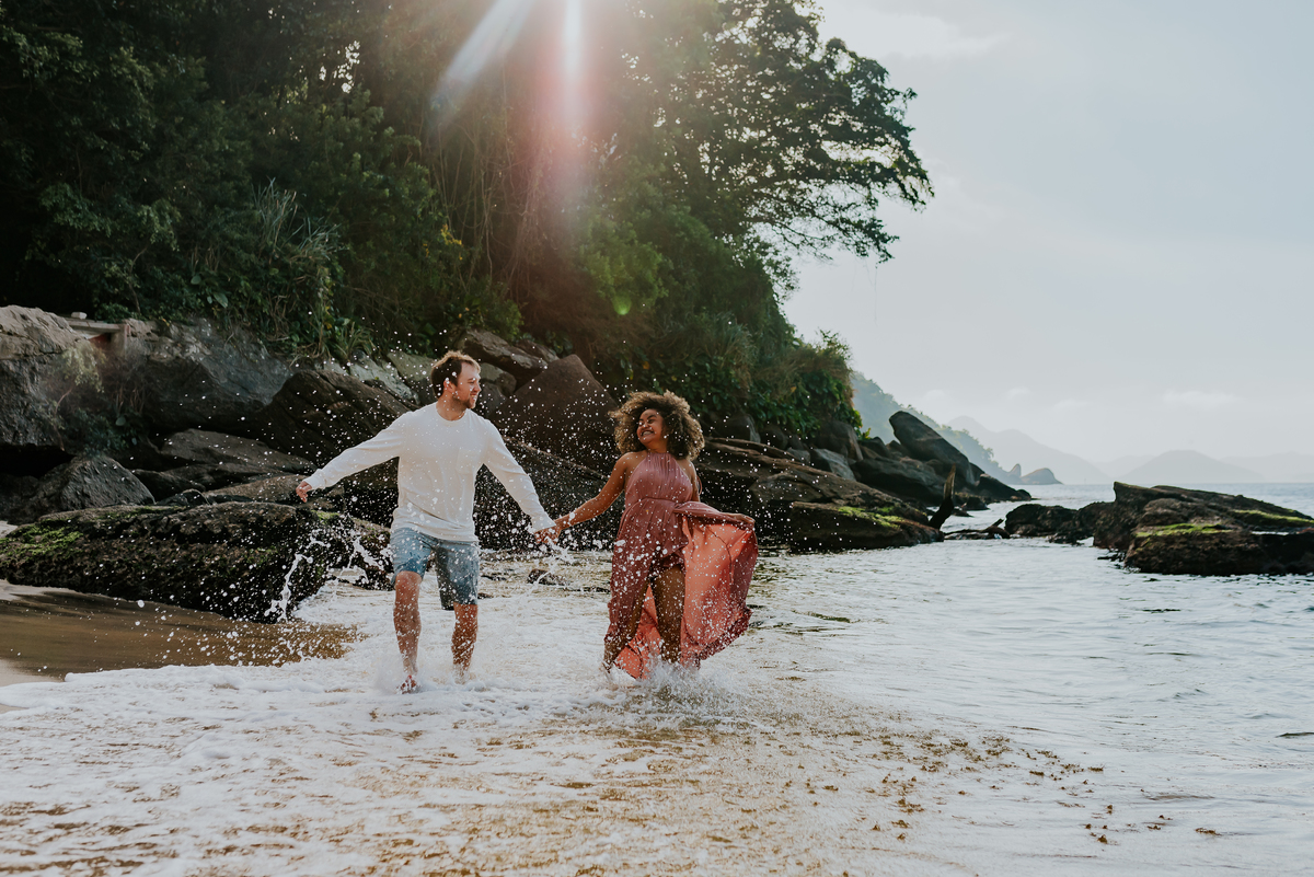 ensaio casal praia vermelha urca Rio de Janeiro praia externo casal gringo 