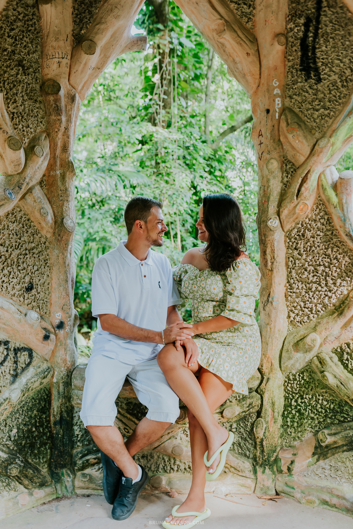 fotografia ensaio externo natureza Rio de Janeiro Parque Lage fotografa casal