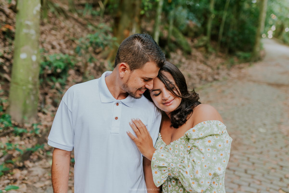 fotografia ensaio externo natureza Rio de Janeiro Parque Lage fotografa casal