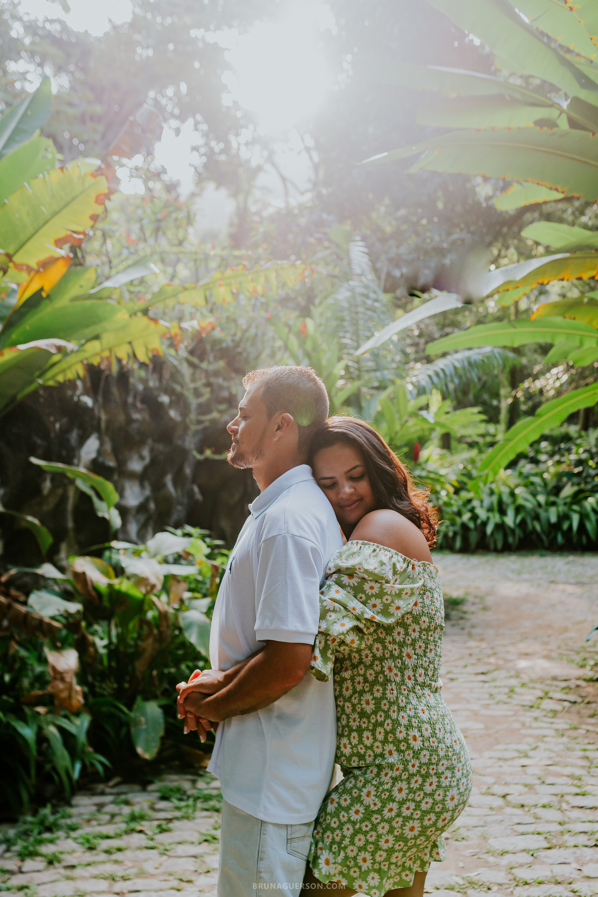 fotografia ensaio externo natureza Rio de Janeiro Parque Lage fotografa casal