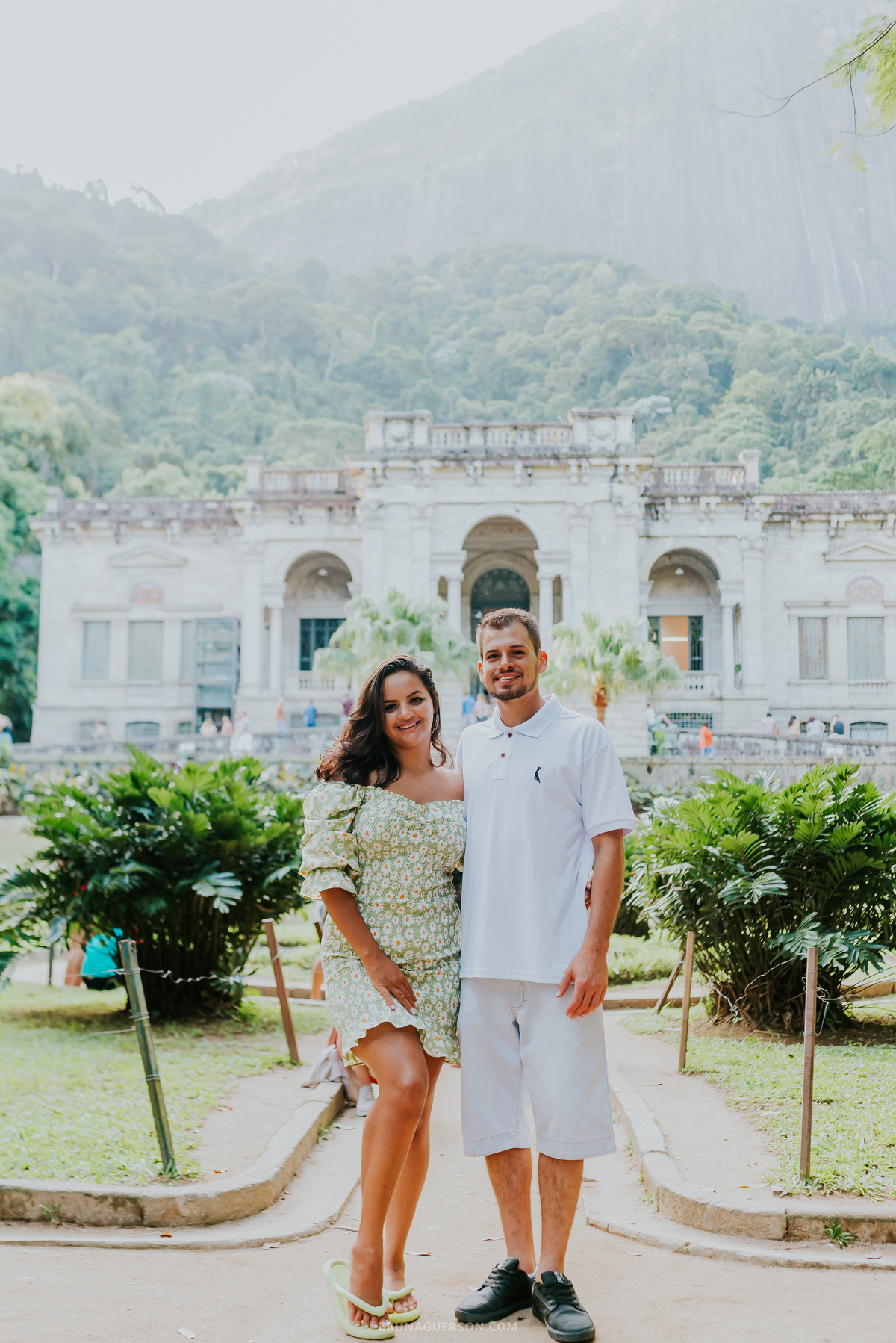 fotografia ensaio externo natureza Rio de Janeiro Parque Lage fotografa casal