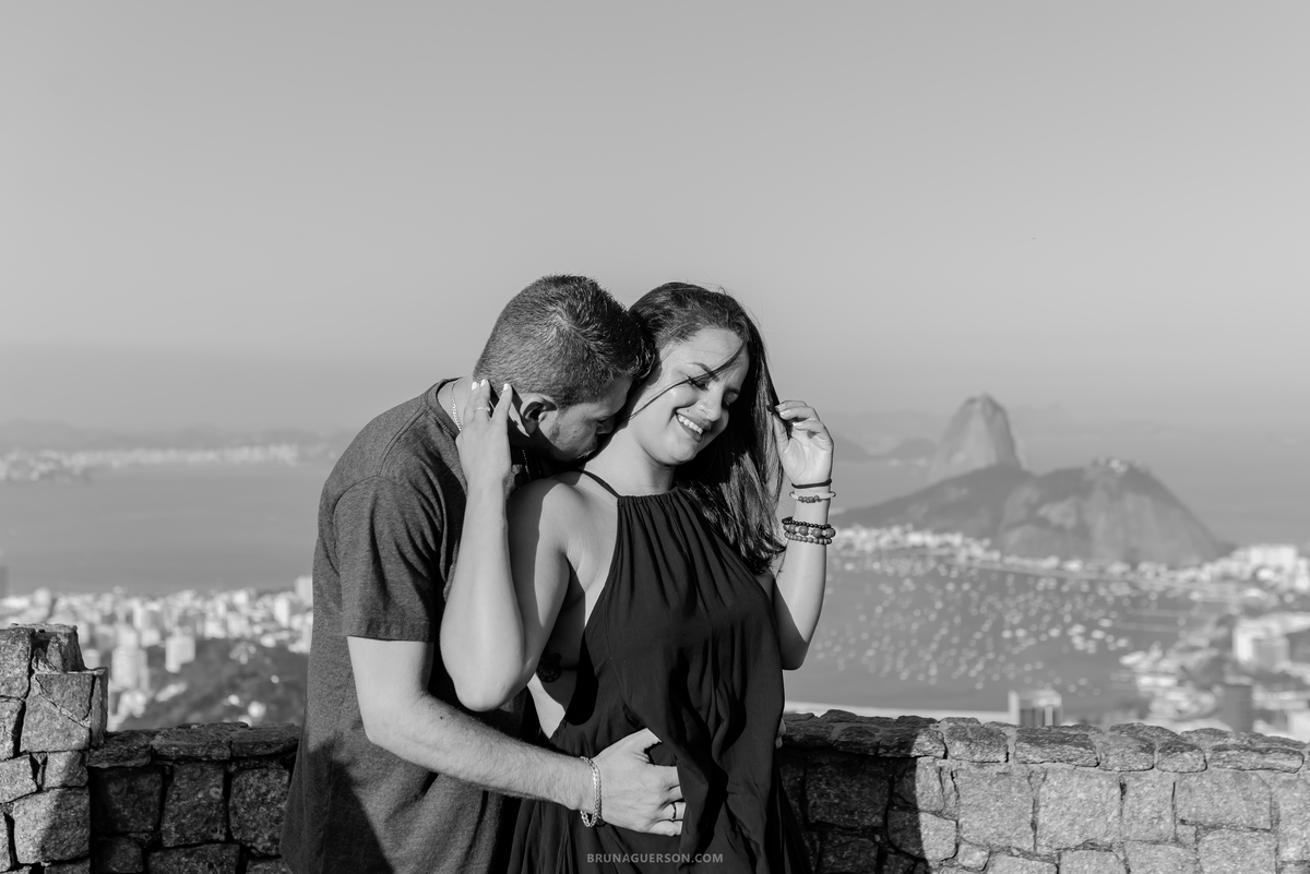 fotografia ensaio externo Rio de Janeiro Mirante Dona Marta pão de açúcar  fotografa casal