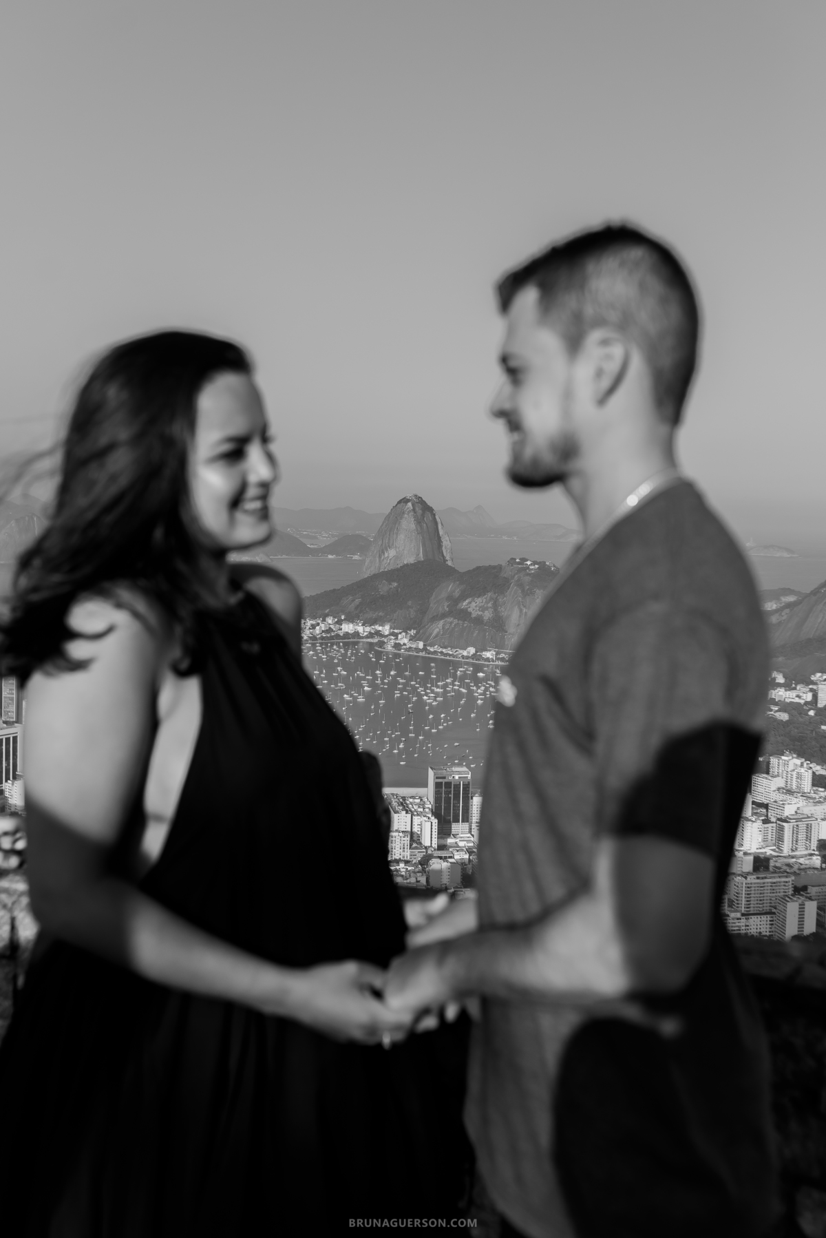 fotografia ensaio externo Rio de Janeiro Mirante Dona Marta pão de açúcar  fotografa casal