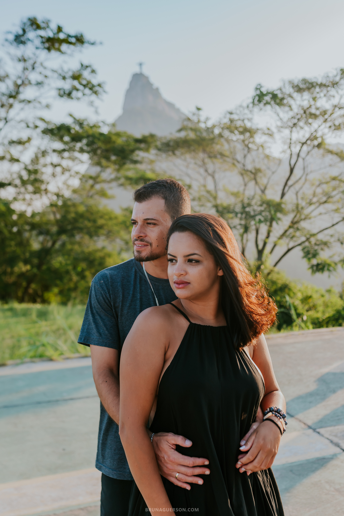 fotografia ensaio externo Rio de Janeiro Mirante Dona Marta pão de açúcar  fotografa casal