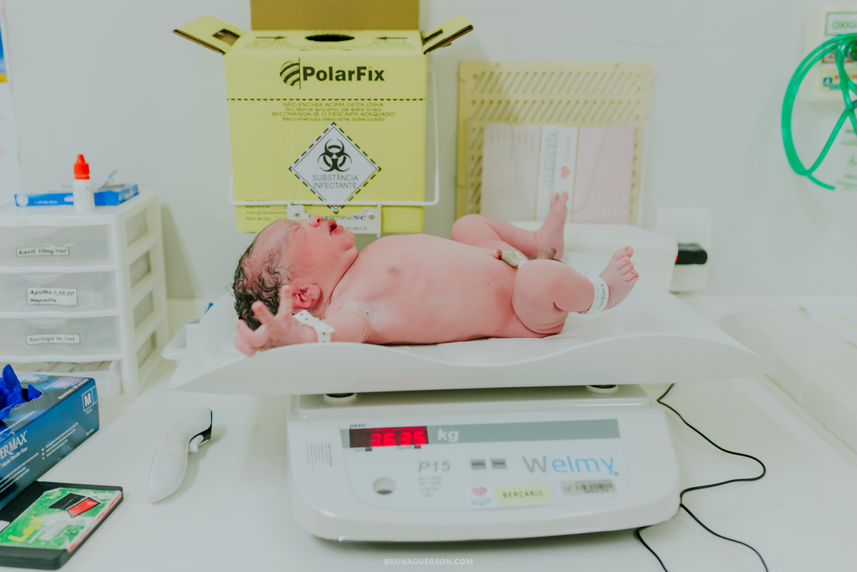 fotografia nascimento fotografa parto cesarea perinatal barra da Tijuca Rio de Janeiro bruna guerson rj 