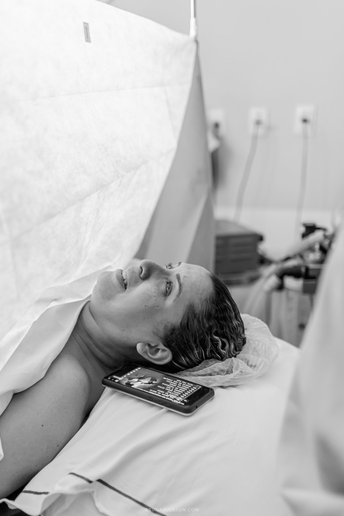 fotografia nascimento fotografa parto cesarea perinatal barra da Tijuca Rio de Janeiro bruna guerson rj 