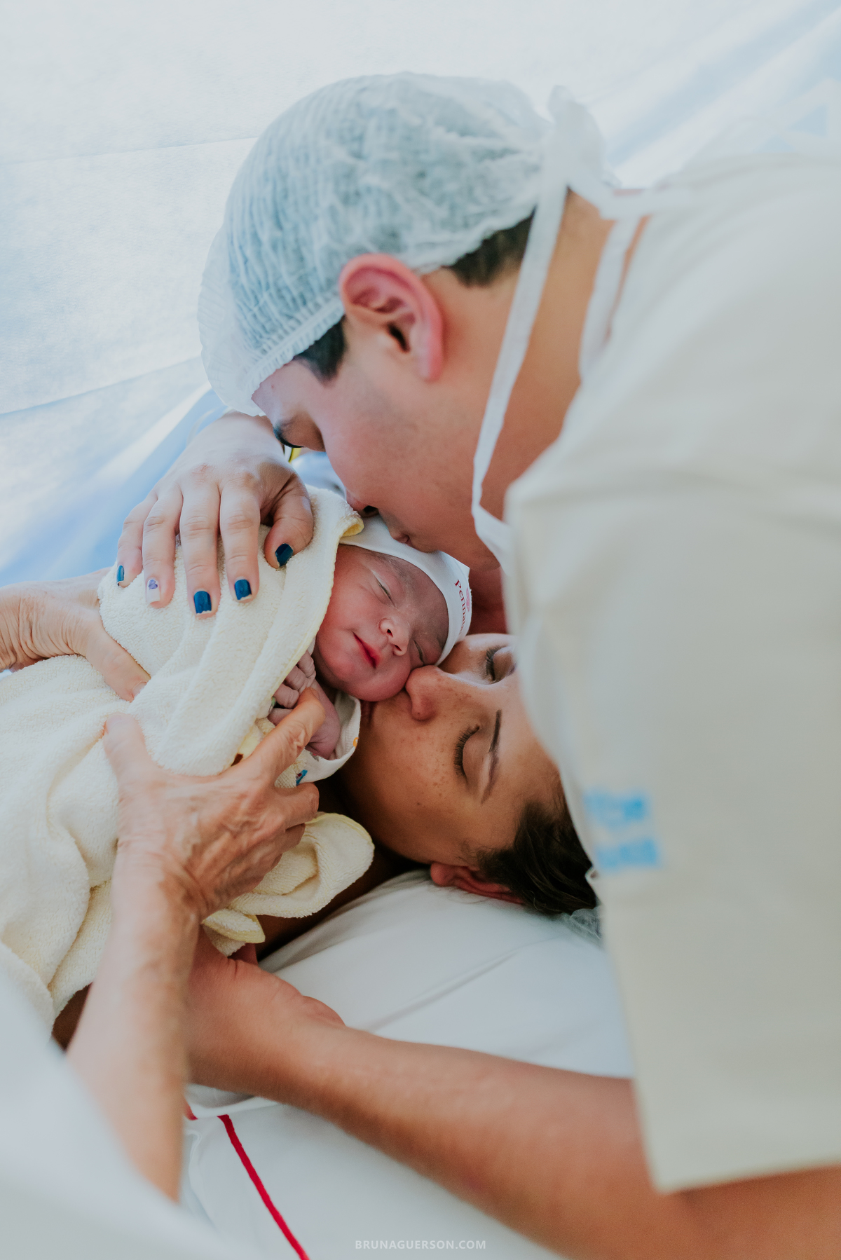 fotografia nascimento fotografa parto cesarea perinatal barra da Tijuca Rio de Janeiro bruna guerson rj 