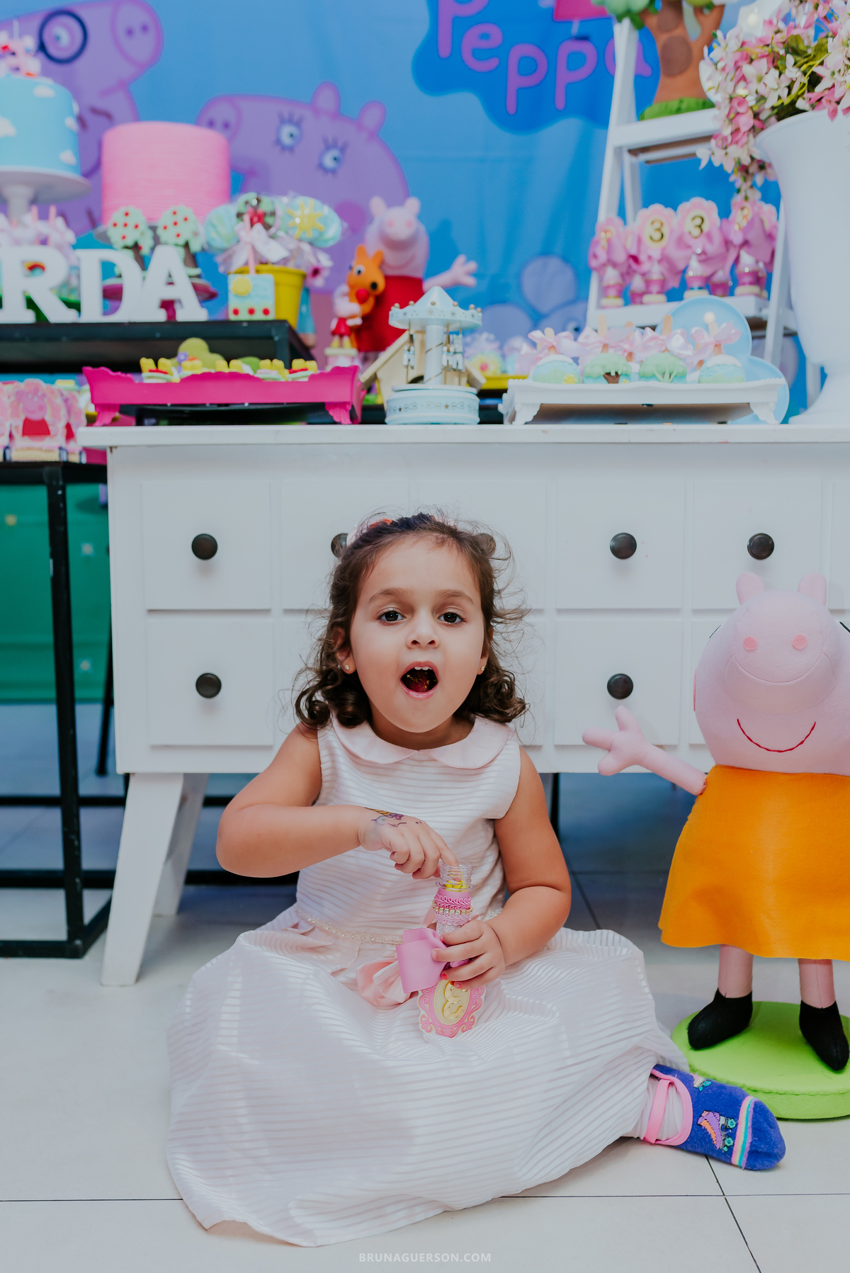 fotografia festa infantil buffet espoleta Botafogo Rio de Janeiro peppa 3 anos Maria Eduarda 