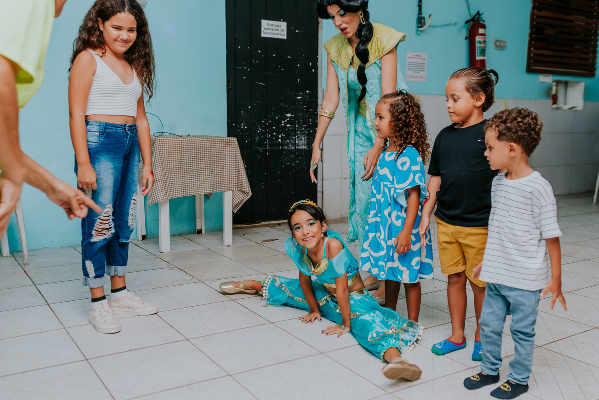 fotografia festa infantil ilha do governador Rio de Janeiro 7 anos Laura jasmine Aladdin 