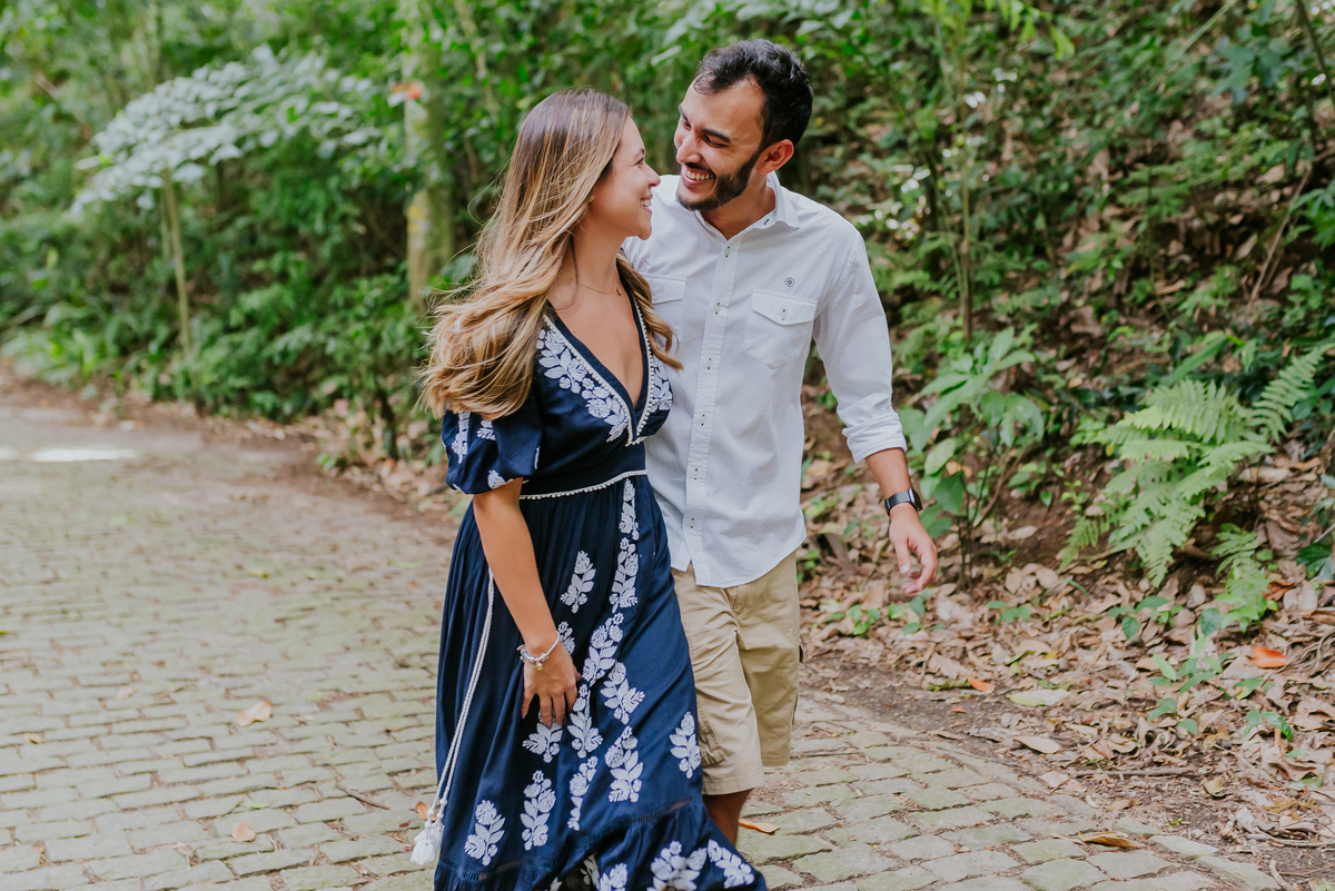 fotografia ensaio de casal externo parque lage Rio de Janeiro bruna guerson pedido noivado