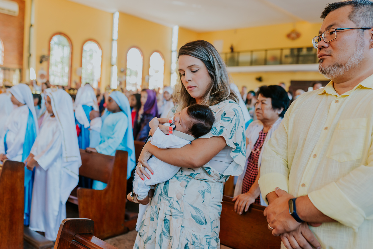 fotografia batizado Paróquia Nossa Senhora Aparecida- Ilha do Governador, RJ bruna guersonb Paulo Tadashi batismo