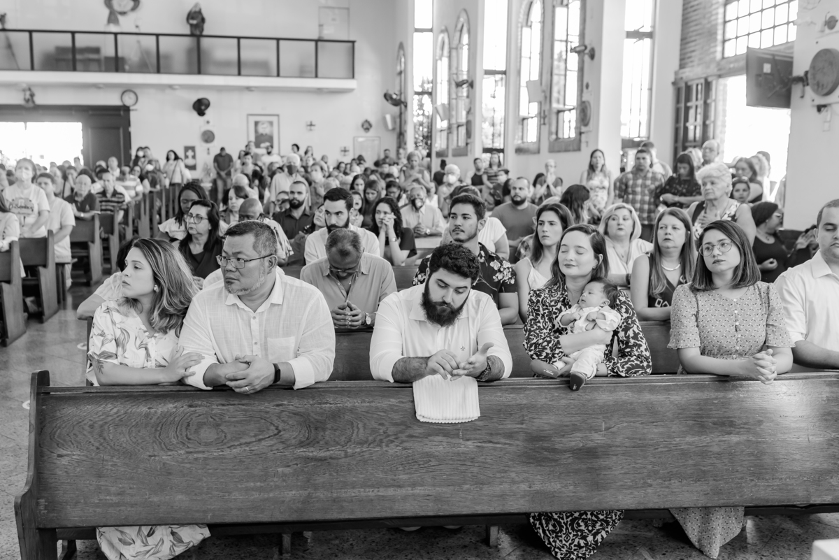 fotografia batizado Paróquia Nossa Senhora Aparecida- Ilha do Governador, RJ bruna guersonb Paulo Tadashi batismo