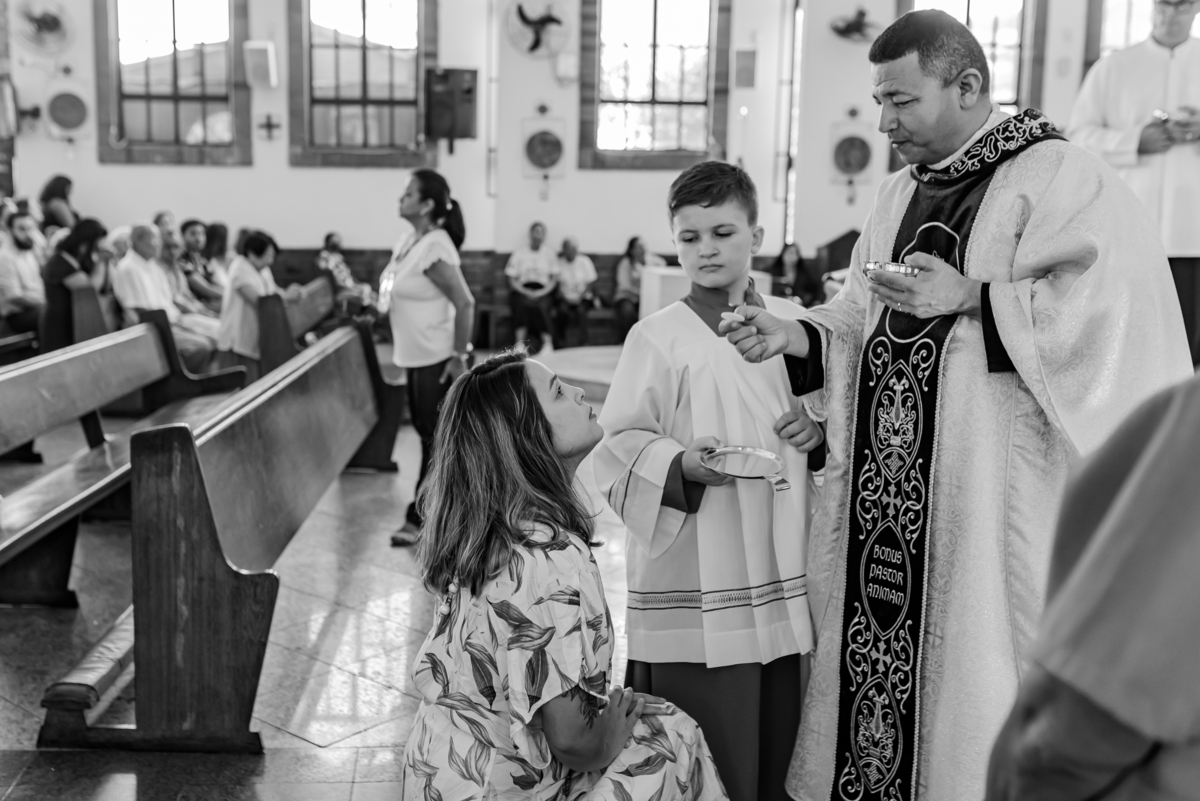 fotografia batizado Paróquia Nossa Senhora Aparecida- Ilha do Governador, RJ bruna guersonb Paulo Tadashi batismo
