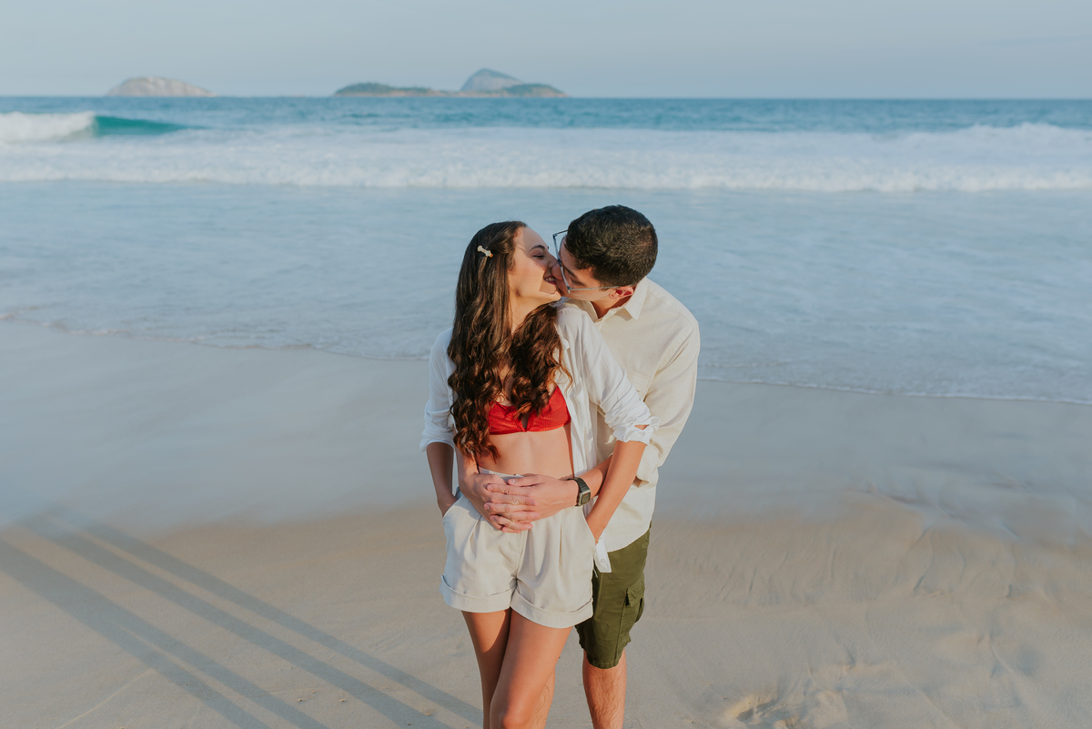 fotografia fotografa ensaio de casal externo praia Rio de Janeiro Leblon Ipanema rj 