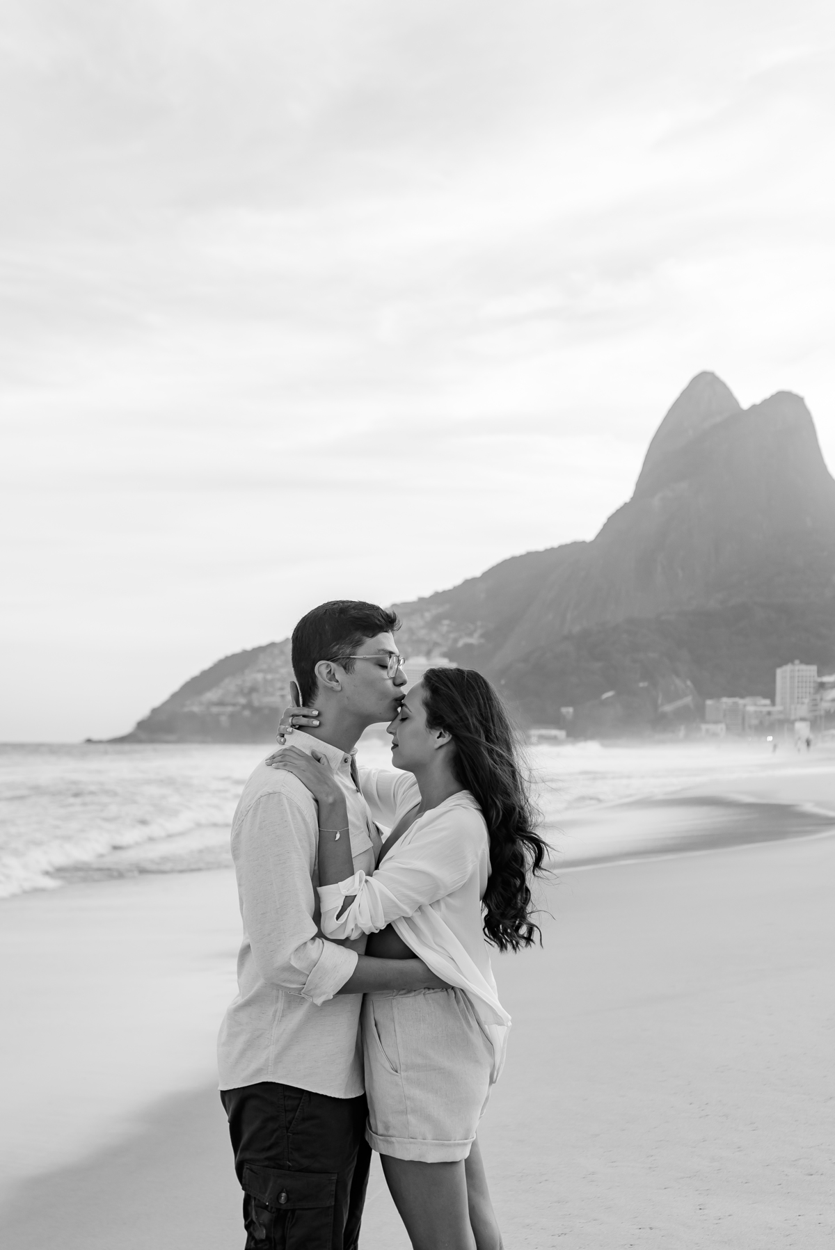 fotografia fotografa ensaio de casal externo praia Rio de Janeiro Leblon Ipanema rj 