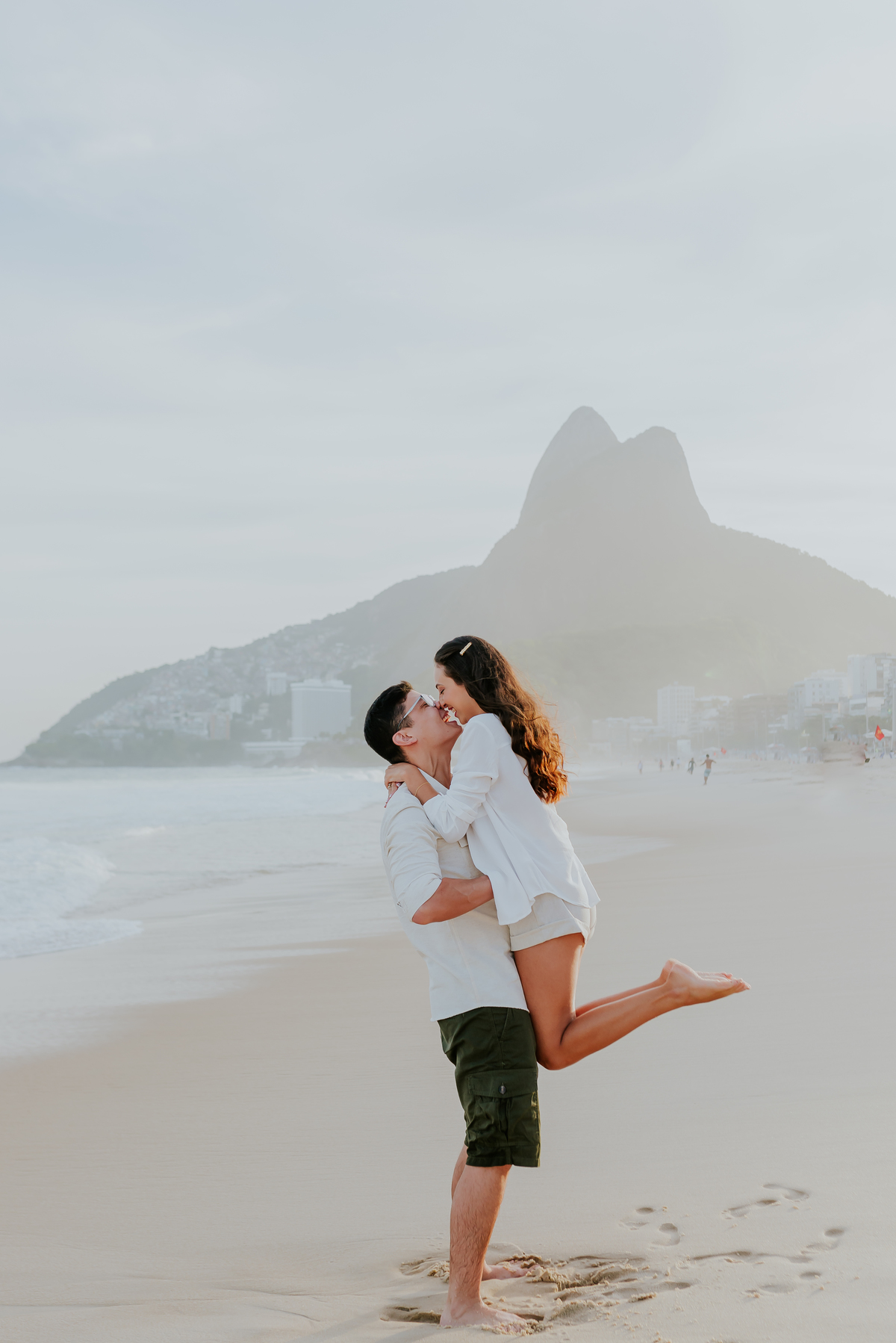 fotografia fotografa ensaio de casal externo praia Rio de Janeiro Leblon Ipanema rj 