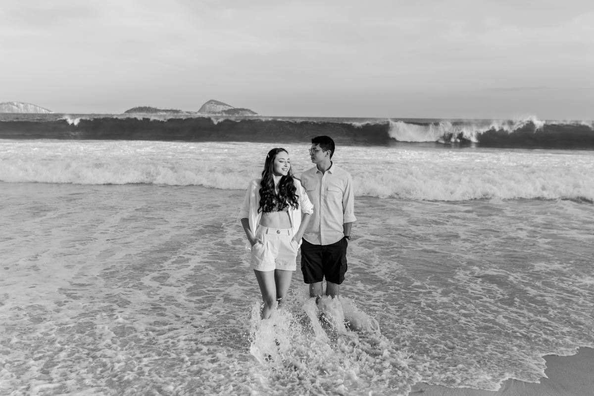 fotografia fotografa ensaio de casal externo praia Rio de Janeiro Leblon Ipanema rj 