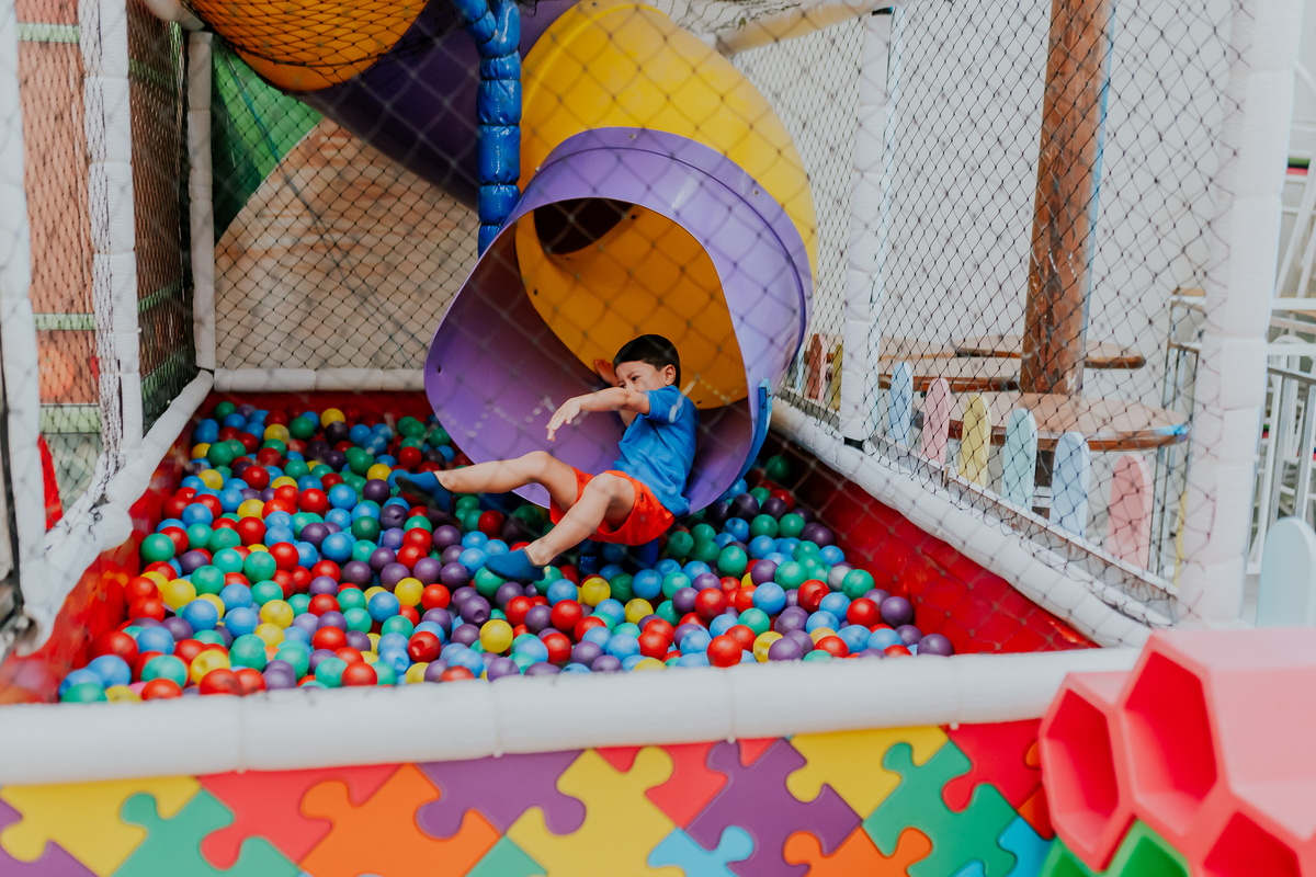 fotografia festa infantil espaço faz de conta Rio de Janeiro cachambi 5 anos Sonic 