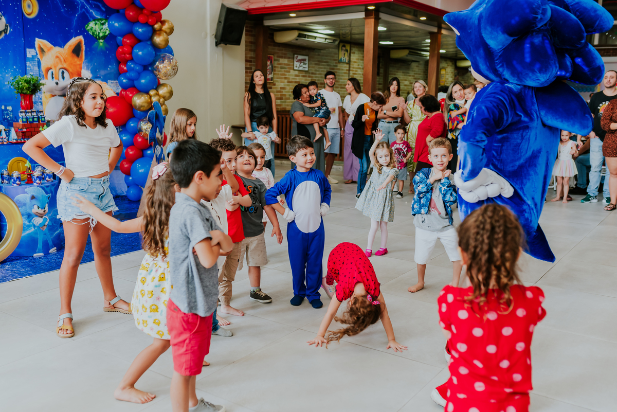 fotografia festa infantil espaço faz de conta Rio de Janeiro cachambi 5 anos Sonic 