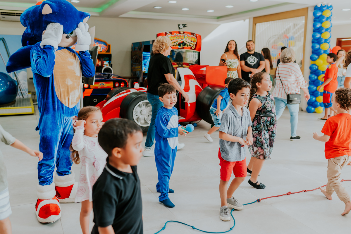 fotografia festa infantil espaço faz de conta Rio de Janeiro cachambi 5 anos Sonic 