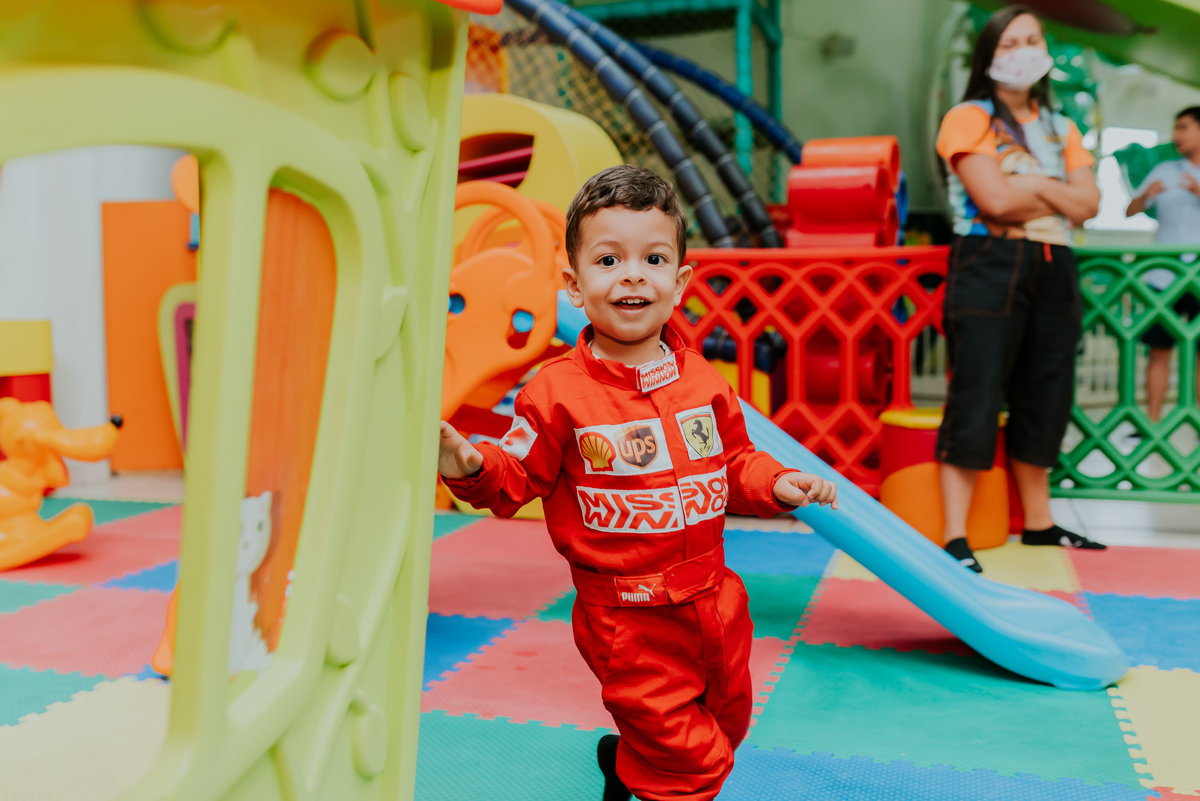 fotografia festa infantil 2 anos davi tema carro casa de festas espaço diversão rio de janeiro ilha do governador