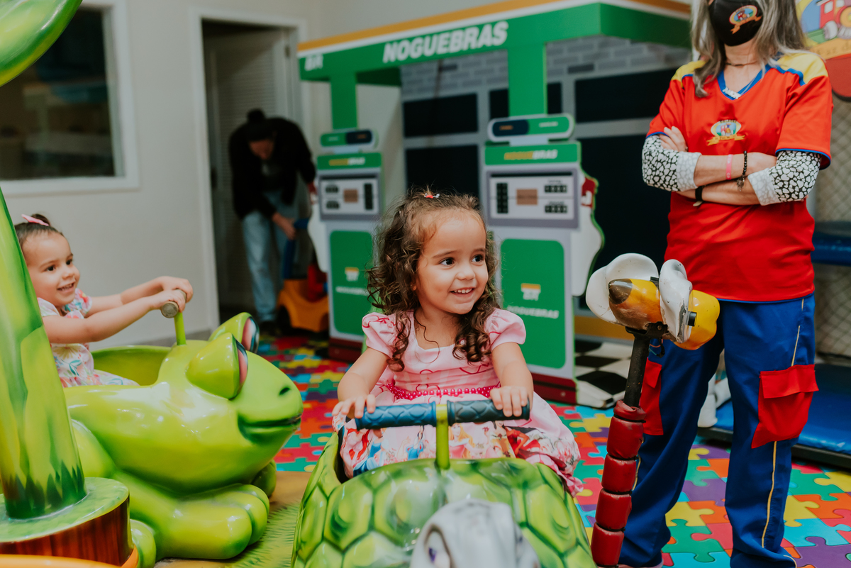 fotografia festa infantil julia 3 anos estação faz de conta cachambi rio de janeiro tema princesas 