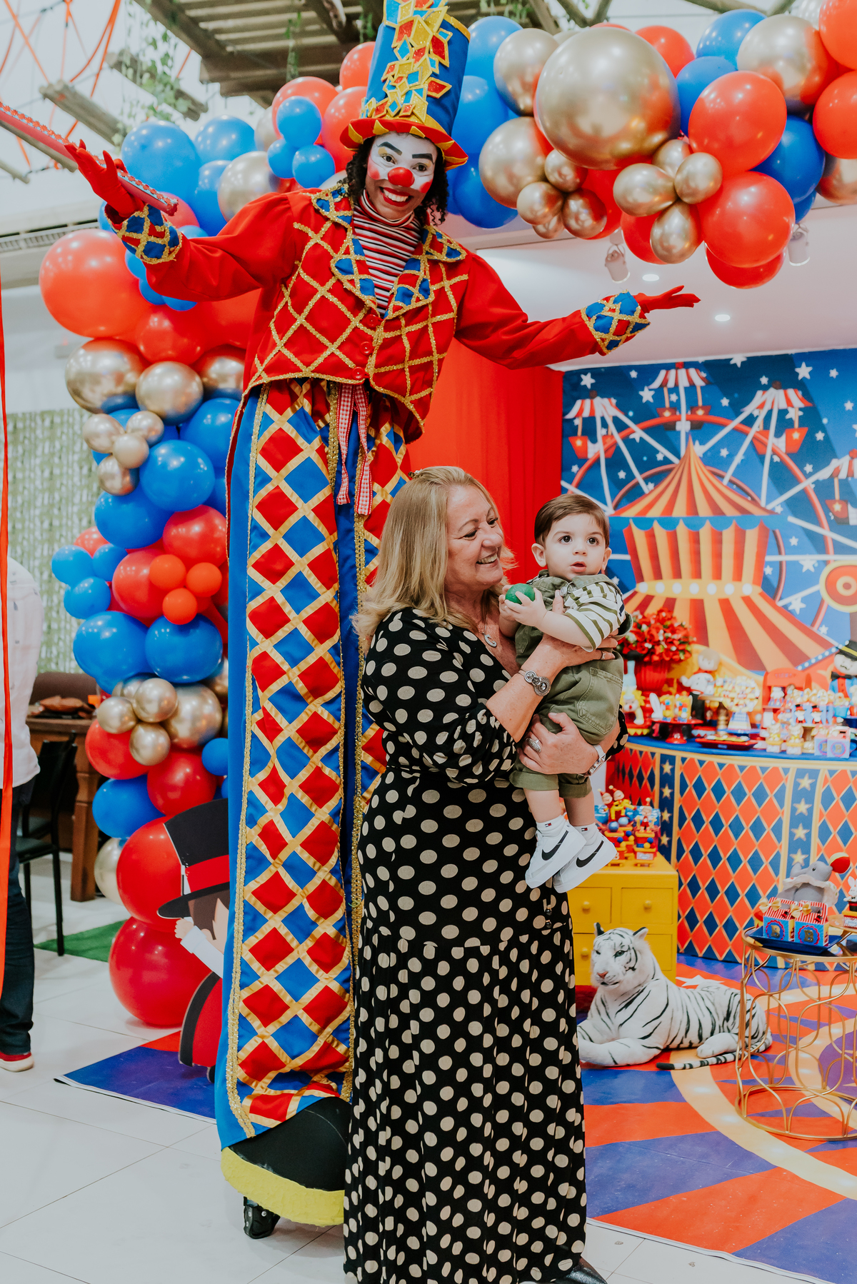 fotografia festa infantil casa de festas baladauê meier Rio de Janeiro fotografa de familia 1 ano bento tema circo