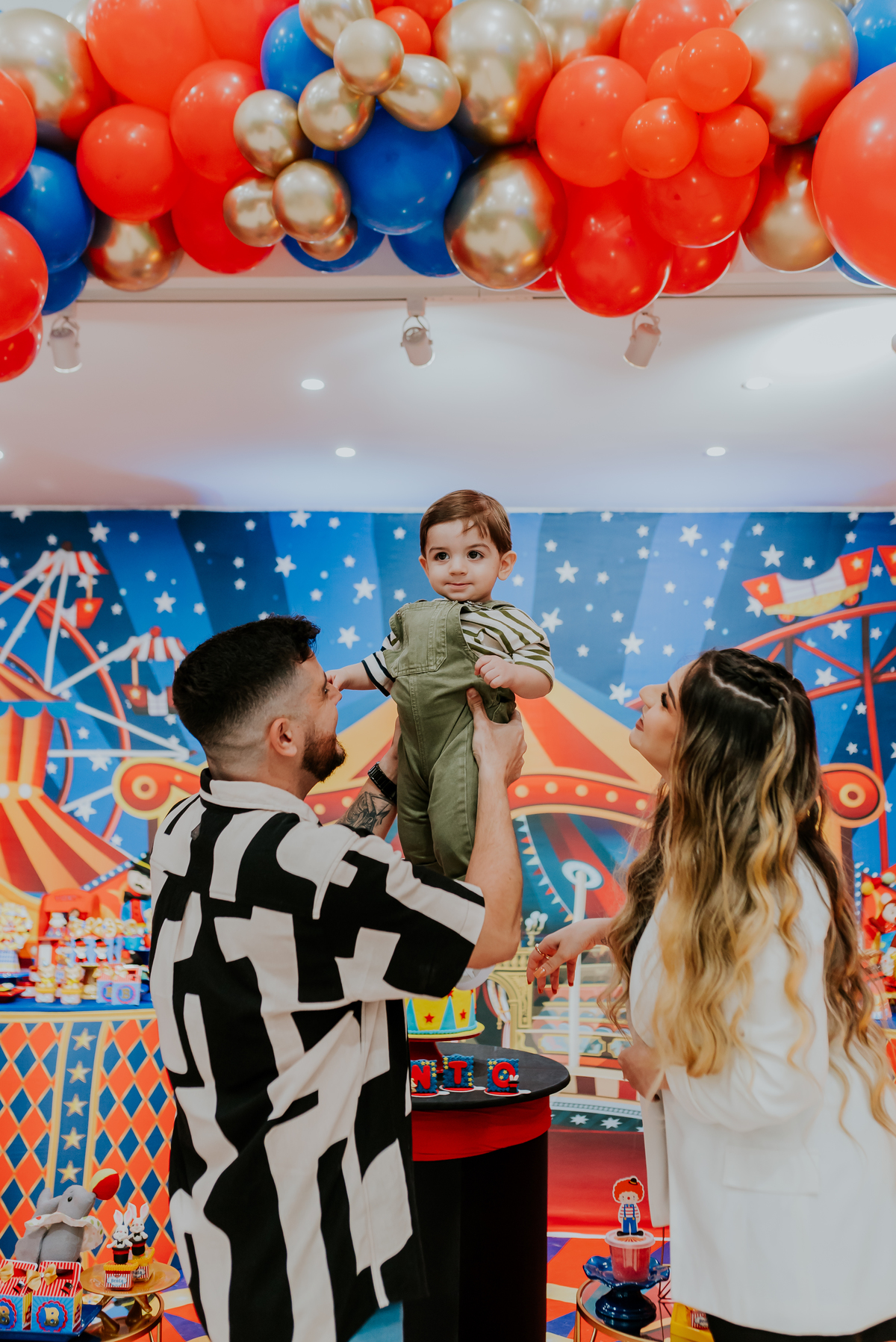 fotografia festa infantil casa de festas baladauê meier Rio de Janeiro fotografa de familia 1 ano bento tema circo