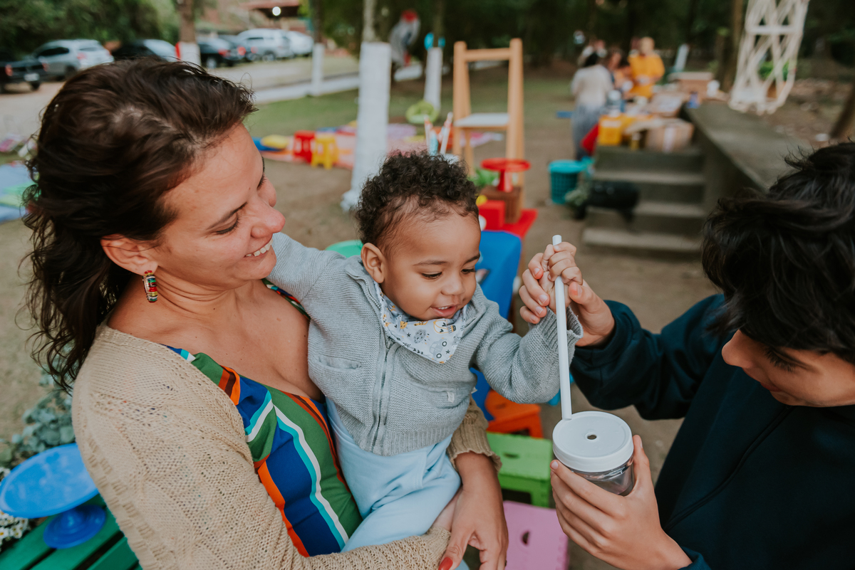 fotografia festa infantil ao ar livre piquenique 1 ano guilherme iate clube jardim Guanabara rio de janeiro 