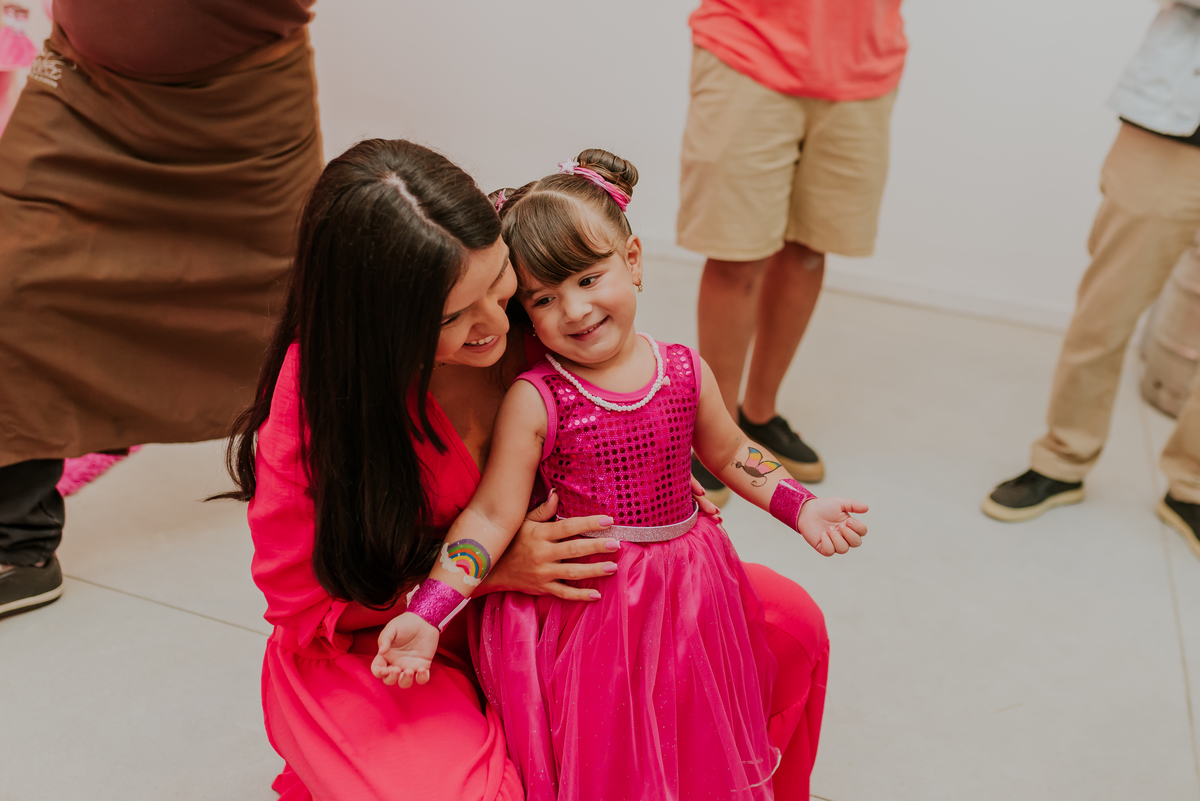 fotografia familia fotografa festa infantil 3 anos Lara super heroína tema rio de janeiro ilha do governador